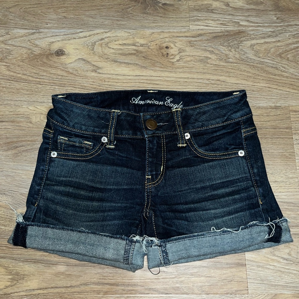 American Eagle Outfitters dark blue denim stretch shorts (size zero)